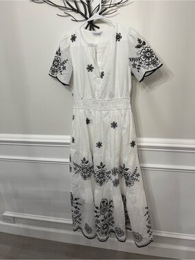 PrettyGarden White Black Embroidered Midi Dress Size Small NWT